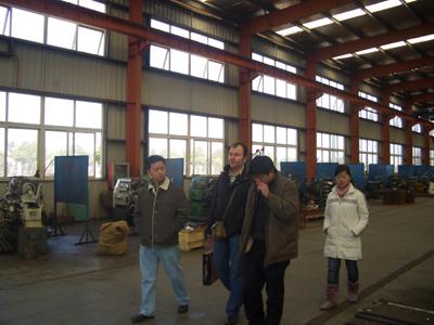 ���_˹�͑������ҏS�l�y�����y���a(ch��n)܇�g���D3��