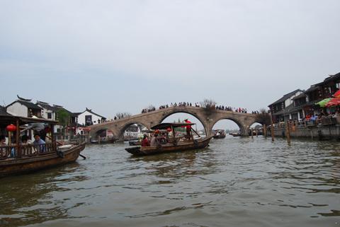 上海滬工閥門廠古鎮(zhèn)朱家角戶外旅游(圖5)