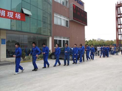 滬工情系玉樹災區募捐活動(圖2)