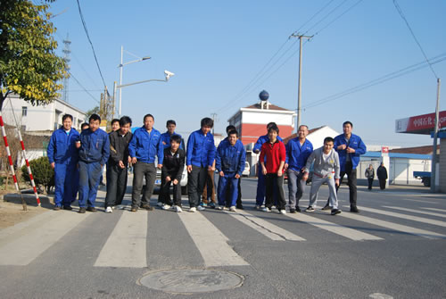 上海滬工閥門(mén)廠第二屆職工運(yùn)動(dòng)會(huì)男子3000米(公路)比賽(圖13)