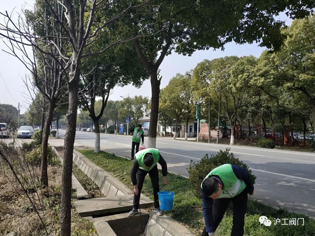 滬工閥門3.5雷鋒學(xué)習(xí)日文明志愿活動(dòng)(圖2)